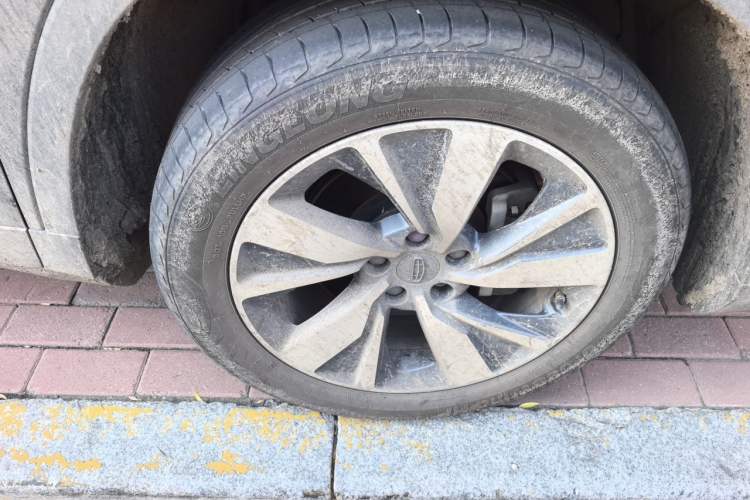 Used Geely Auto Haoyue 2020 1.8TD Automatic Comfort Edition 7-Seater Right Front Wheel Hub