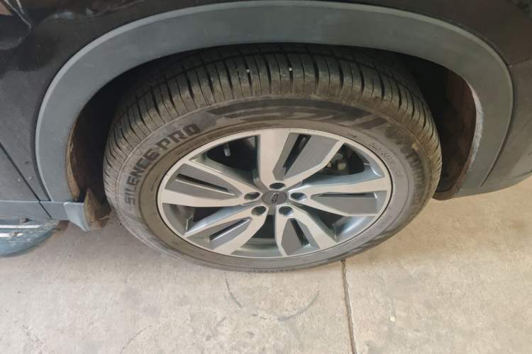 Used Geely Auto Haoyue 2020 1.8TD DCT Flagship 7-Seater Right Front Wheel Hub