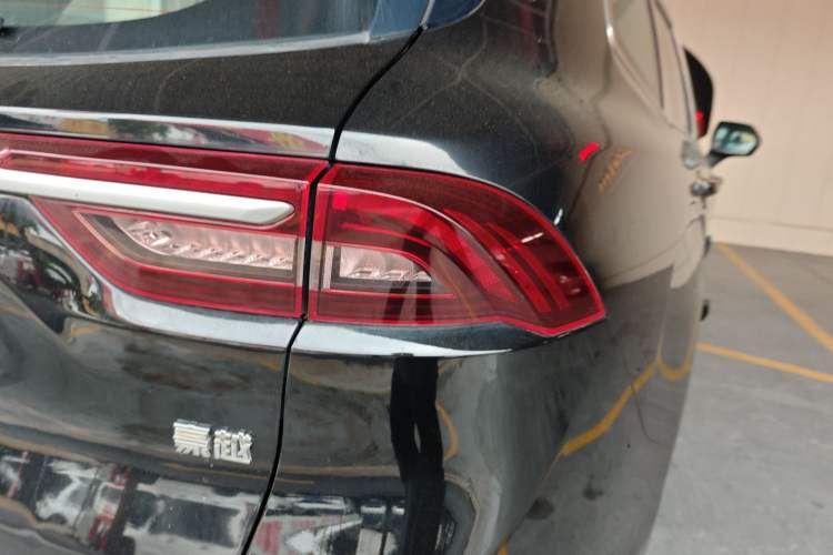 Used Geely Auto Haoyue 2020 1.8TD DCT Luxury Model 5 Seats Right Rear Taillight