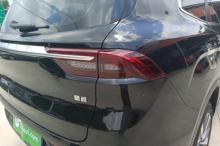 Used Geely Auto Haoyue 2020 1.8TD DCT Luxury Model 5 Seats Right Rear Taillight