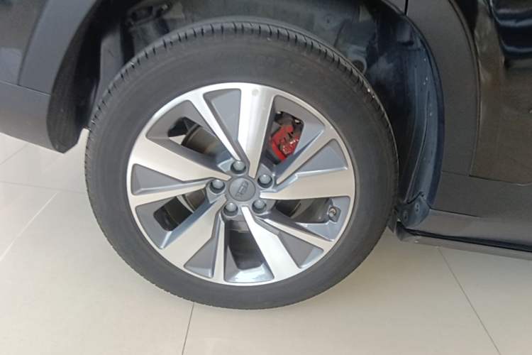 Used Geely Auto Haoyue 2020 1.8TD DCT Luxury 7-Seater Right Rear Wheel Hub