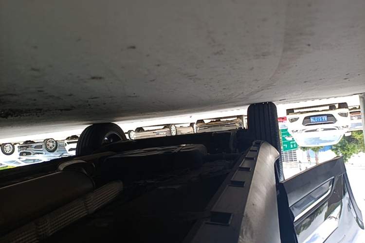 Used Geely Auto Haoyue 2020 1.8TD DCT Luxury Model 5 Seats Right Side Sill