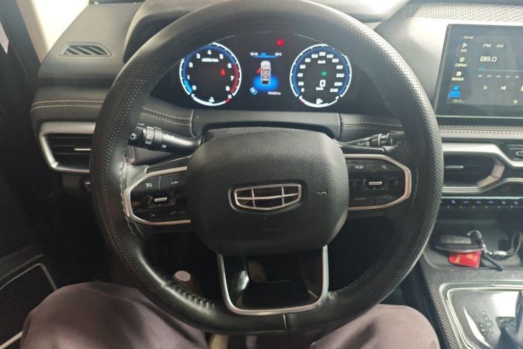 Used Geely Auto Haoyue 2020 1.8TD DCT Luxury Model 5 Seats Steering Wheel