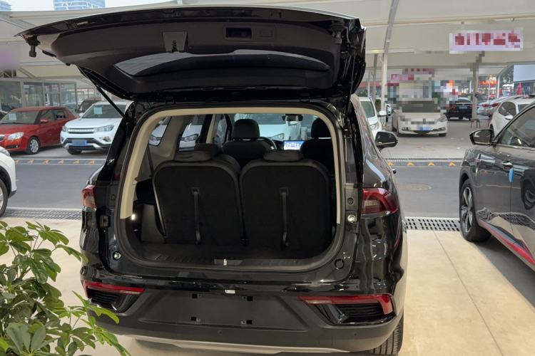Used Geely Auto Haoyue 2020 1.8TD DCT Luxury 7-Seater Trunk