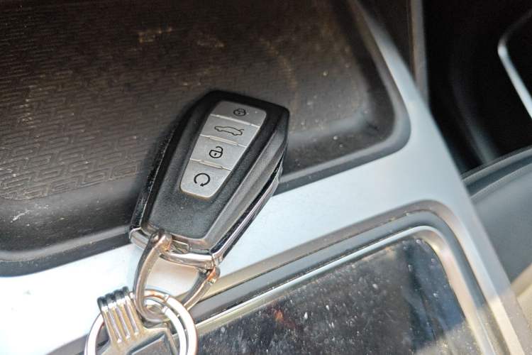 Used Geely Auto Haoyue 2020 1.8TD DCT Luxury 7-Seater Vehicle Key