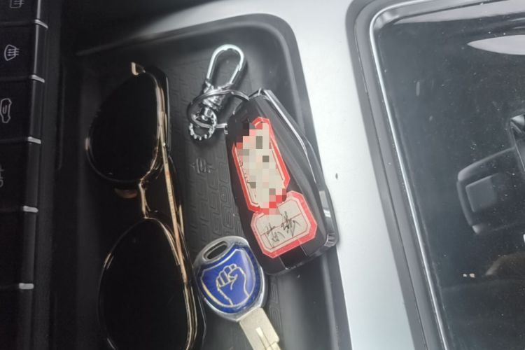 Used Geely Auto Haoyue 2020 1.8TD DCT Luxury 7-Seater Vehicle Key