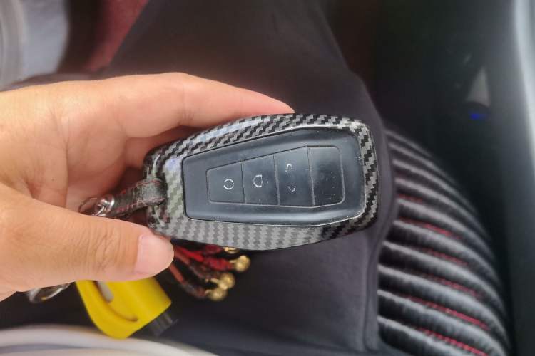 Used Geely Auto Haoyue 2020 1.8TD DCT Luxury 7-Seater Vehicle Key