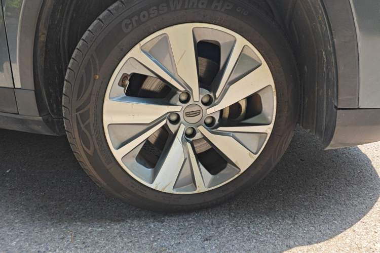 Used Geely Auto Haoyue 2020 1.8TD DCT Luxury 7-Seater Right Front Wheel Hub