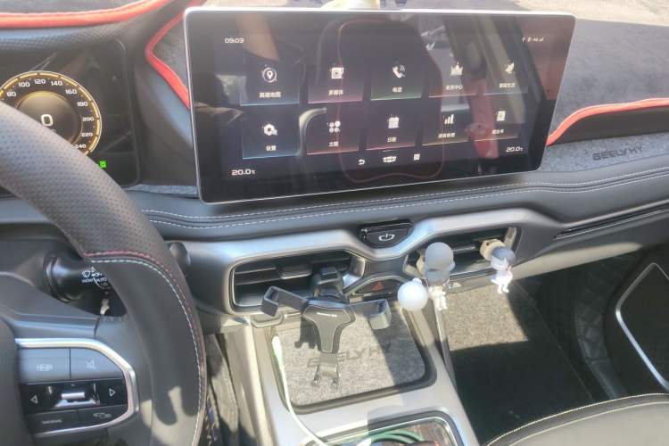 Used Geely Auto Haoyue 2020 1.8TD DCT Flagship 7-Seater Audio And AC Panel