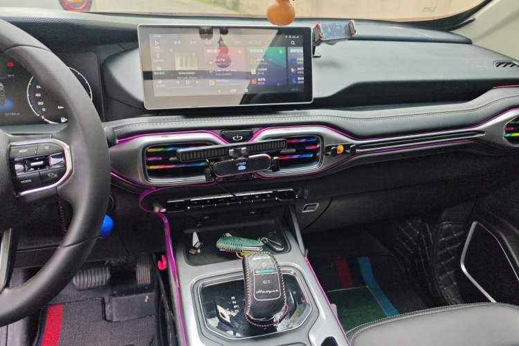 Used Geely Auto Haoyue 2020 1.8TD DCT Luxury 7-Seater Audio And AC Panel