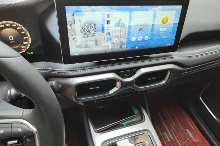 Used Geely Auto Haoyue 2020 1.8TD DCT Flagship 7-Seater Audio And AC Panel
