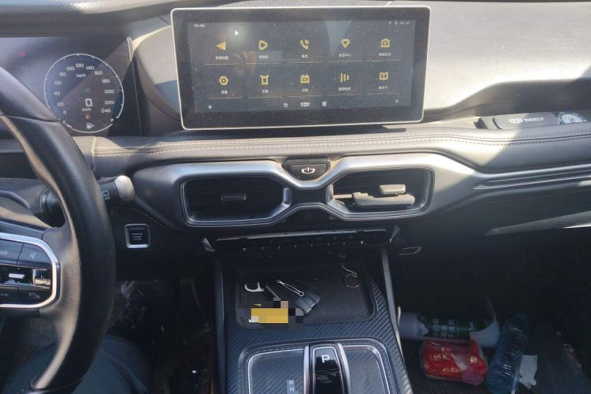 Used Geely Auto Haoyue 2020 1.8TD DCT Luxury 7-Seater Audio And AC Panel
