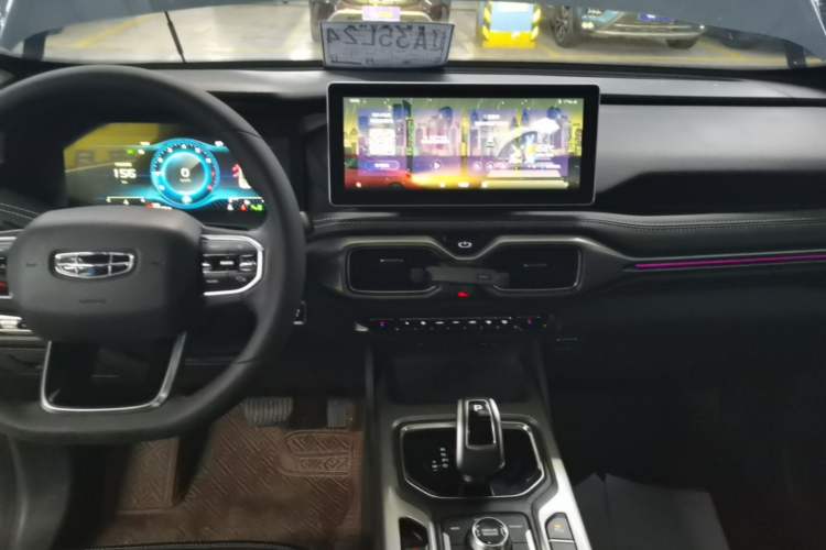 Used Geely Auto Haoyue 2020 1.8TD DCT Flagship 5-Seater Audio And AC Panel