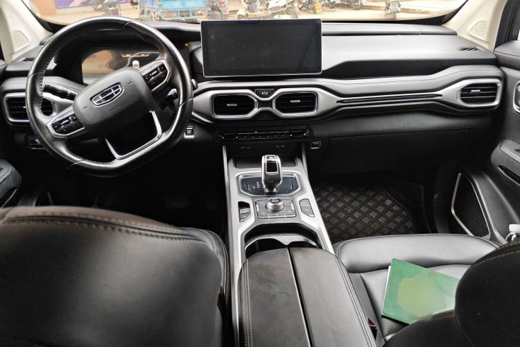 Used Geely Auto Haoyue 2020 1.8TD DCT Flagship 7-Seater Center Console