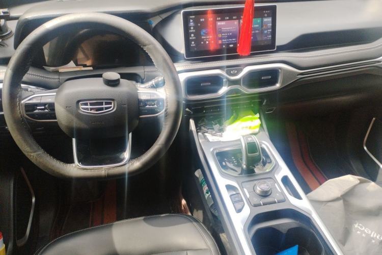 Used Geely Auto Haoyue 2020 1.8TD DCT Luxury 7-Seater Center Console