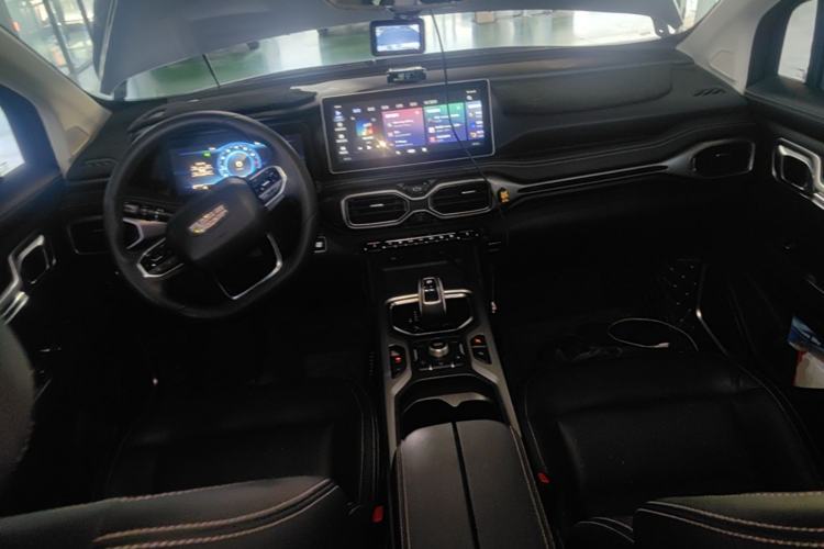 Used Geely Auto Haoyue 2020 1.8TD DCT Flagship 5-Seater Center Console