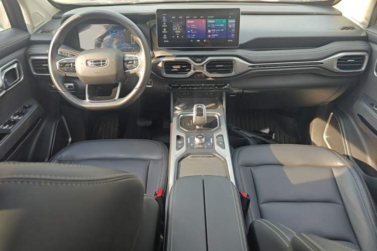 Used Geely Auto Haoyue 2020 1.8TD DCT Flagship 5-Seater Center Console
