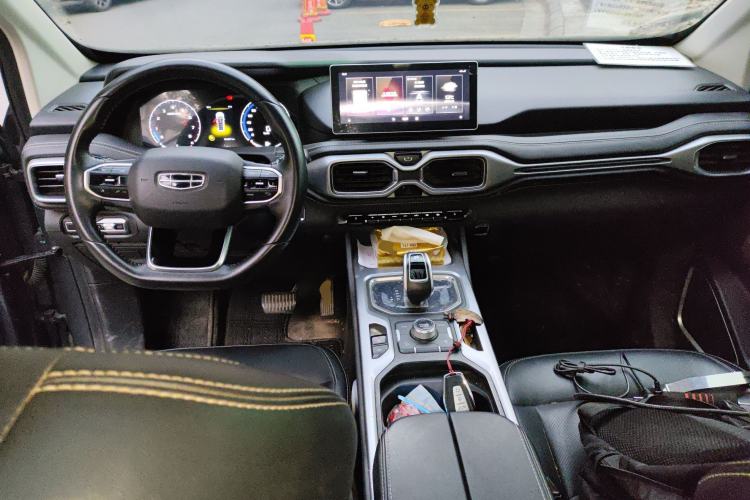 Used Geely Auto Haoyue 2020 1.8TD DCT Luxury 7-Seater Center Console