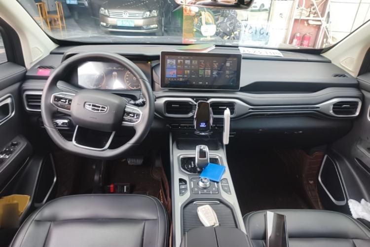 Used Geely Auto Haoyue 2020 1.8TD DCT Flagship 7-Seater Center Console
