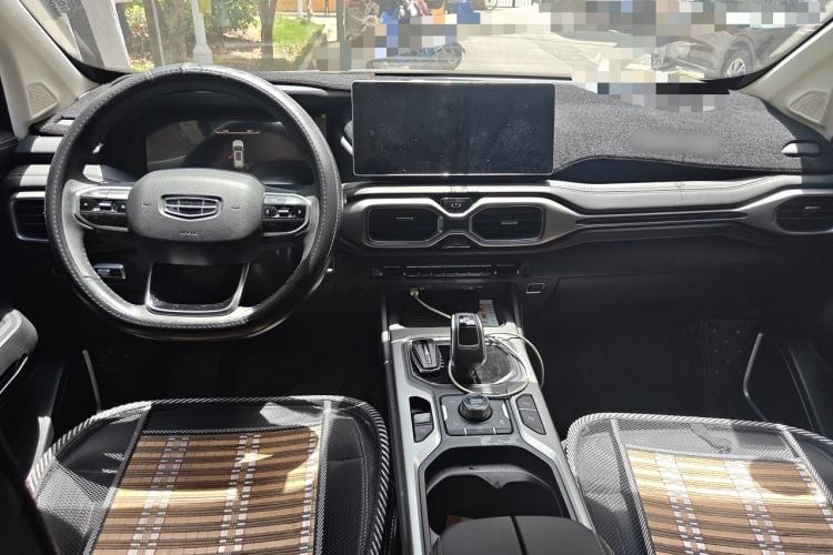 Used Geely Auto Haoyue 2020 1.8TD DCT Luxury 7-Seater Center Console