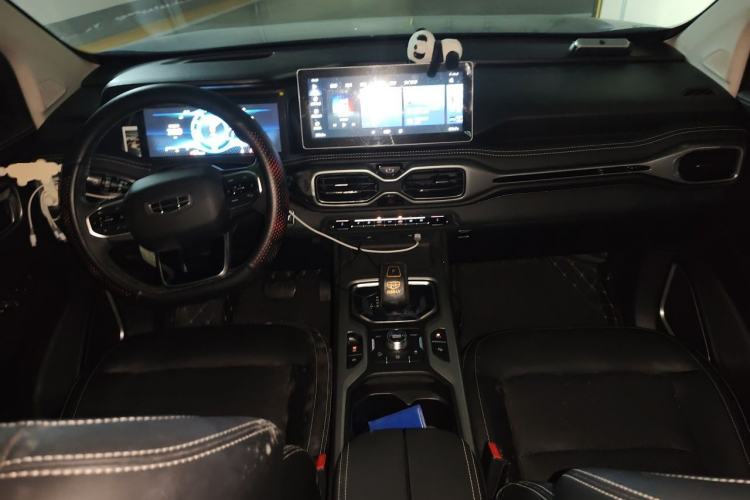 Used Geely Auto Haoyue 2020 1.8TD DCT Flagship 7-Seater Center Console