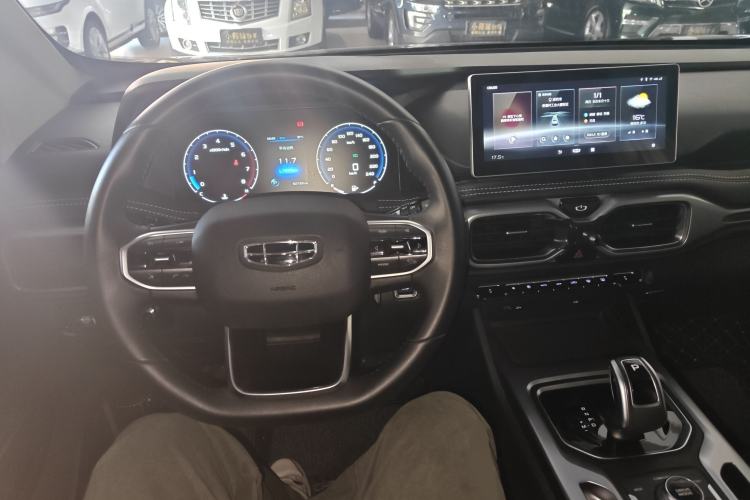 Used Geely Auto Haoyue 2020 1.8TD DCT Luxury 7-Seater Center Console