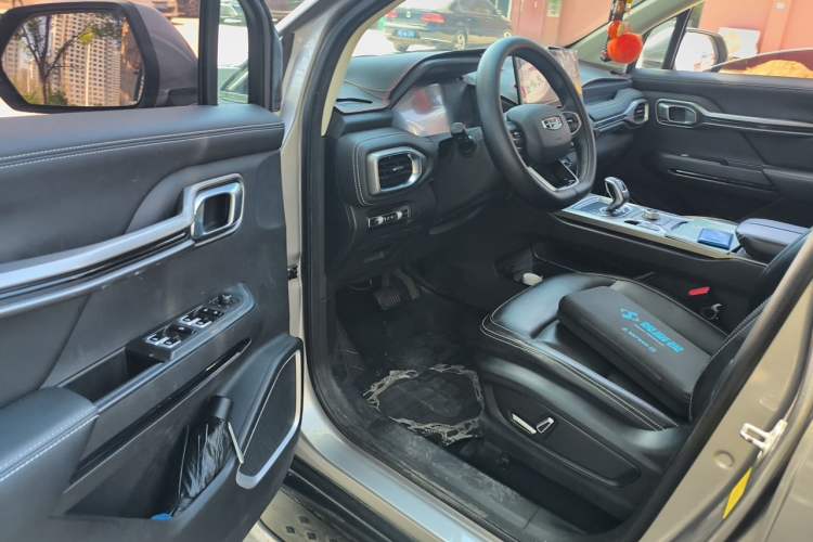 Used Geely Auto Haoyue 2020 1.8TD DCT Flagship 7-Seater Driver Seat
