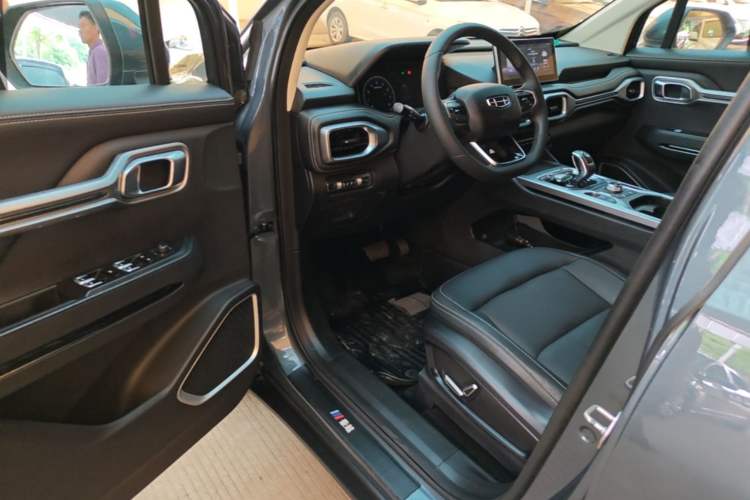 Used Geely Auto Haoyue 2020 1.8TD DCT Luxury Model 5 Seats Driver Seat