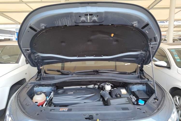 Used Geely Auto Haoyue 2020 1.8TD DCT Luxury Model 5 Seats Engine Bay