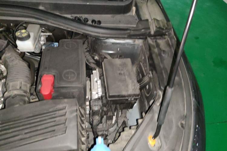 Used Geely Auto Haoyue 2020 1.8TD DCT Luxury 7-Seater Engine Bay Left
