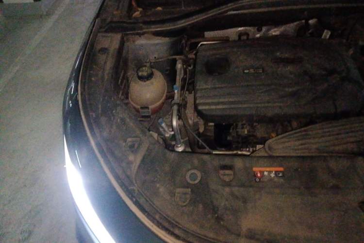 Used Geely Auto Haoyue 2020 1.8TD DCT Flagship 5-Seater Engine Bay Right