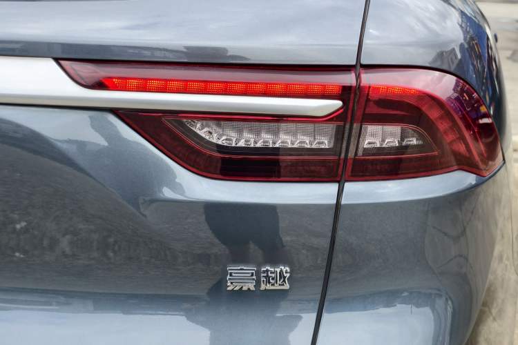 Used Geely Auto Haoyue 2020 1.8TD DCT Luxury 7-Seater Exterior 6