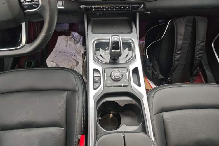 Used Geely Auto Haoyue 2020 1.8TD Automatic Comfort Edition 7-Seater Gear Lever