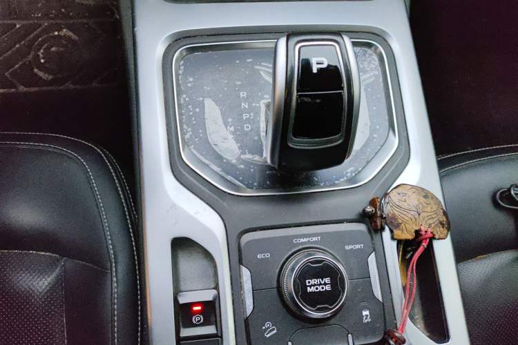 Used Geely Auto Haoyue 2020 1.8TD DCT Luxury 7-Seater Gear Lever