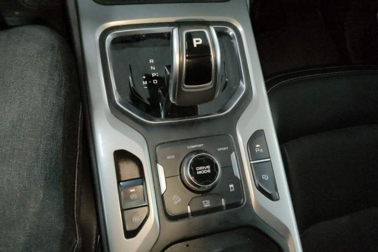 Used Geely Auto Haoyue 2020 1.8TD DCT Flagship 7-Seater Gear Lever