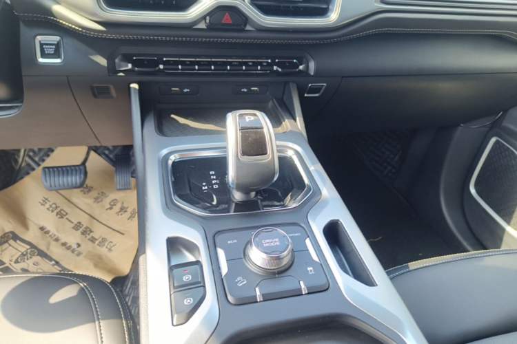 Used Geely Auto Haoyue 2020 1.8TD DCT Luxury Model 5 Seats Gear Lever