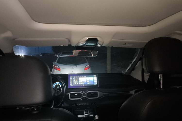 Used Geely Auto Haoyue 2020 1.8TD DCT Luxury 7-Seater Headliner