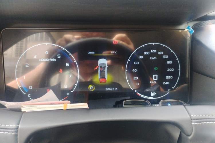 Used Geely Auto Haoyue 2020 1.8TD DCT Luxury 7-Seater Instrument Cluster