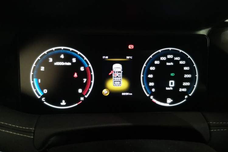 Used Geely Auto Haoyue 2020 1.8TD DCT Luxury 7-Seater Instrument Cluster