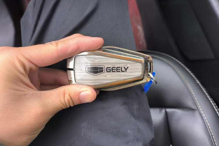 Used Geely Auto Haoyue 2020 1.8TD DCT Flagship 7-Seater Interior 1