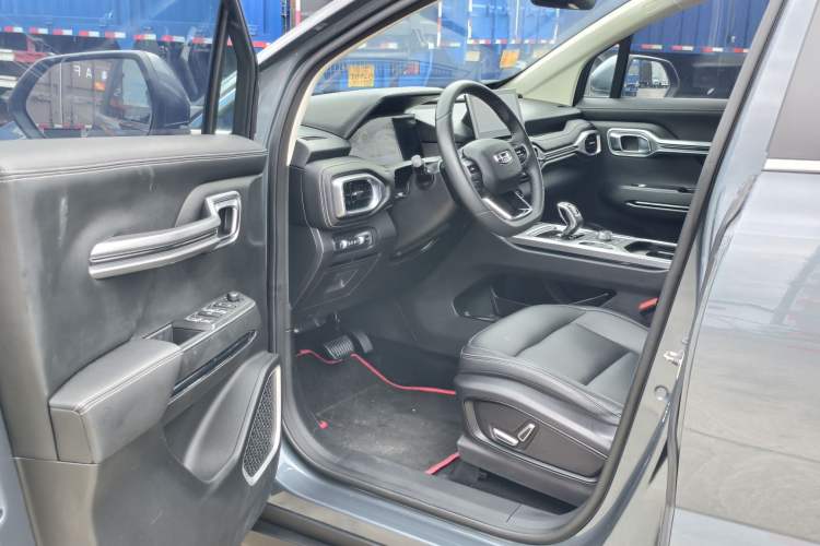 Used Geely Auto Haoyue 2020 1.8TD DCT Luxury 7-Seater Interior 1