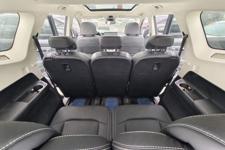 Used Geely Auto Haoyue 2020 1.8TD DCT Flagship 7-Seater Interior 2