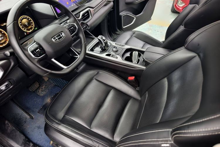 Used Geely Auto Haoyue 2020 1.8TD DCT Flagship 7-Seater Interior 4
