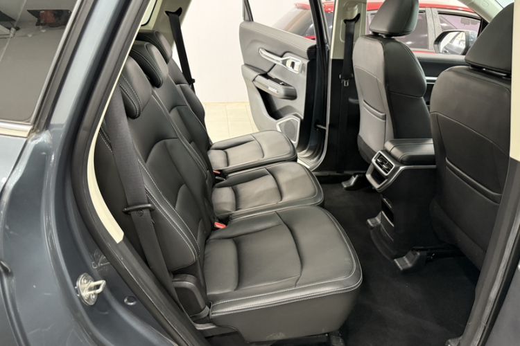 Used Geely Auto Haoyue 2020 1.8TD DCT Luxury 7-Seater Interior 4