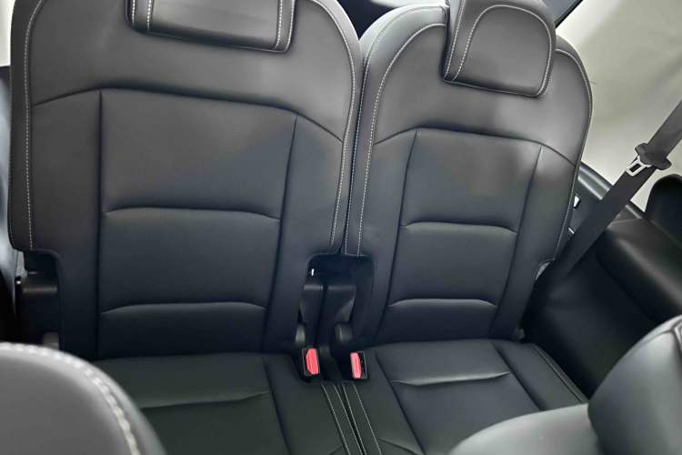 Used Geely Auto Haoyue 2020 1.8TD DCT Luxury 7-Seater Interior 5