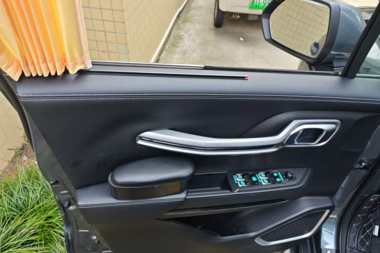 Used Geely Auto Haoyue 2020 1.8TD DCT Luxury 7-Seater Left Front Door Interior