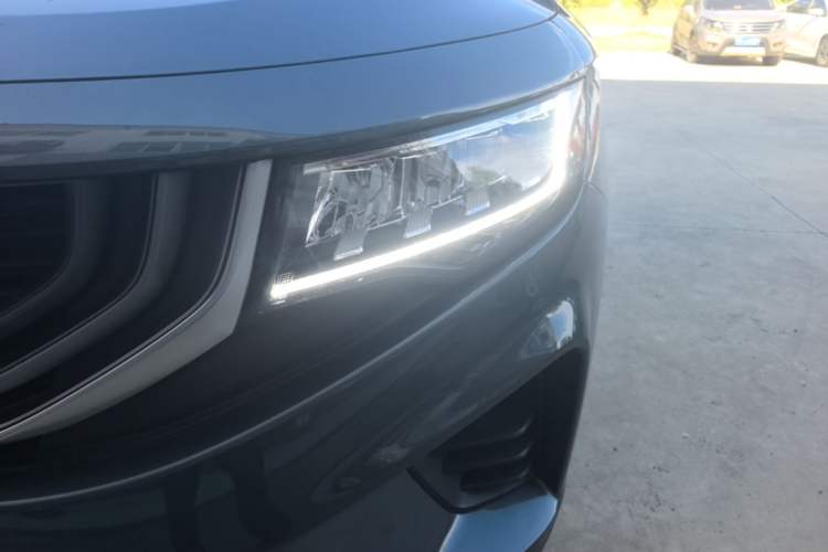 Used Geely Auto Haoyue 2020 1.8TD DCT Luxury Model 5 Seats Left Front Headlight