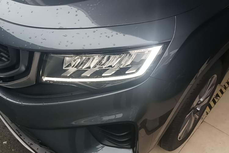 Used Geely Auto Haoyue 2020 1.8TD DCT Luxury 7-Seater Left Front Headlight