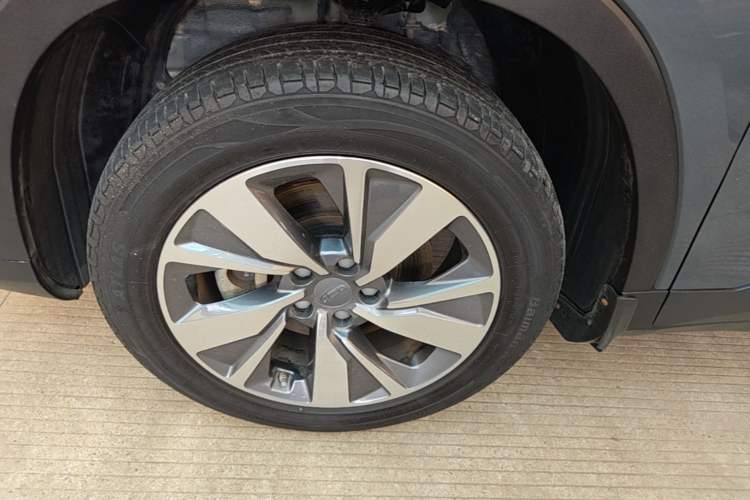 Used Geely Auto Haoyue 2020 1.8TD DCT Luxury Model 5 Seats Left Front Wheel Hub