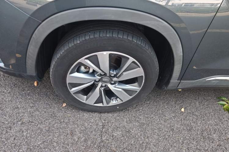 Used Geely Auto Haoyue 2020 1.8TD DCT Luxury Model 5 Seats Left Front Wheel Hub